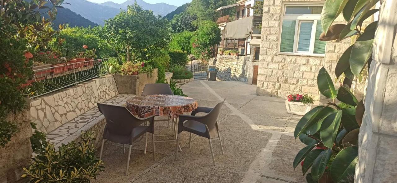 Apartments Todorovic Tivat Extérieur photo